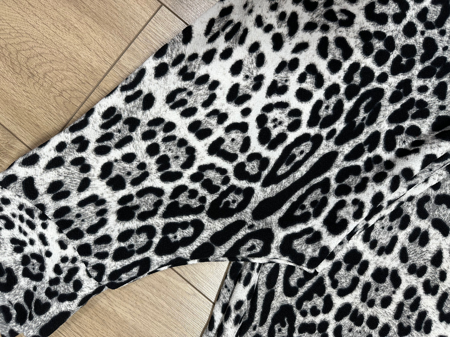 Pantalones Animal Print white and black