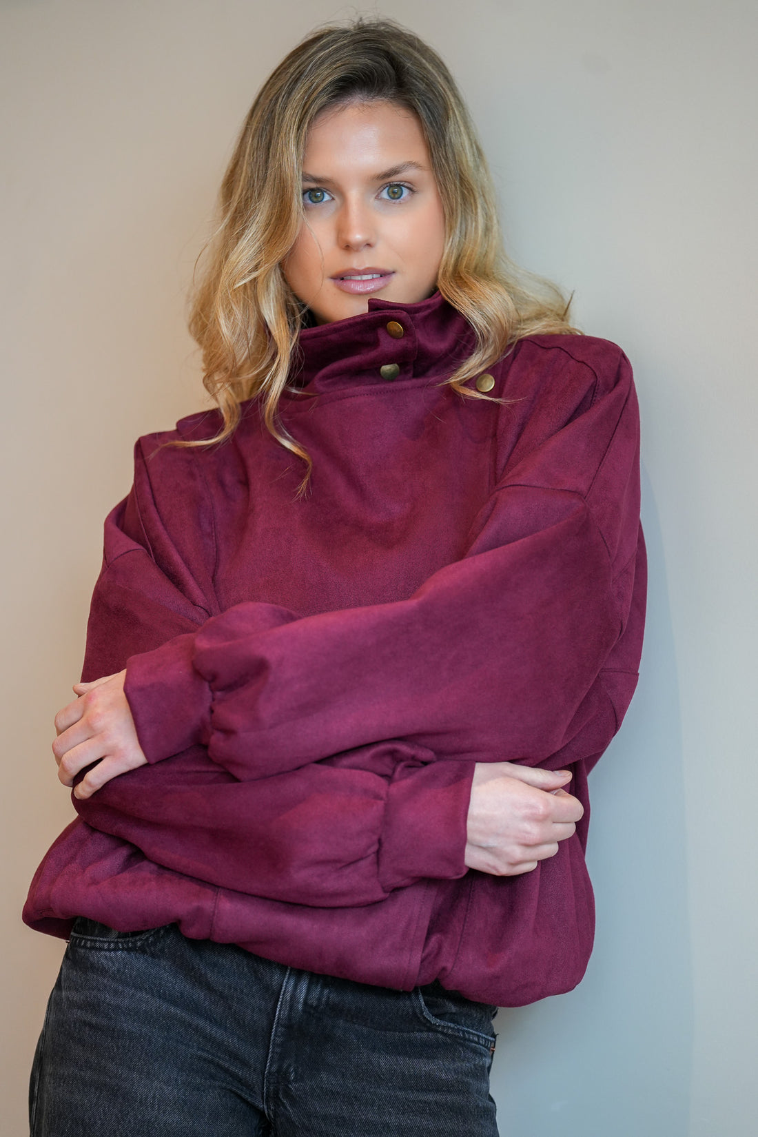 Chaqueta Funnel Oversize Burdeo